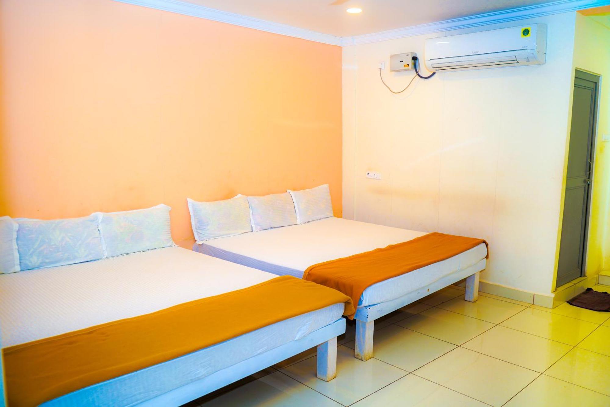 Aditi Rooms Tiruchirappalli Exteriör bild